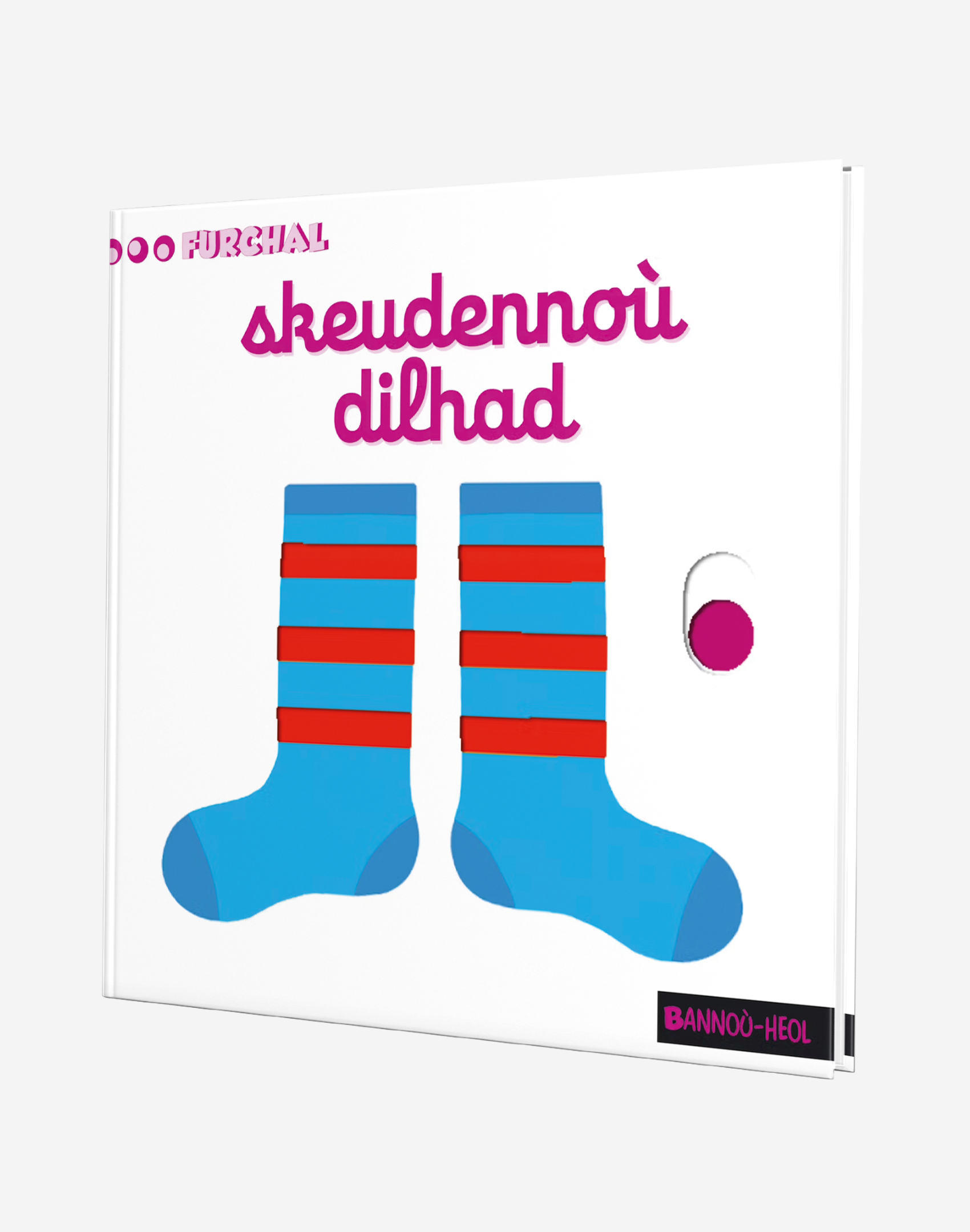 Skeudennoù dilhad (Mon imagier des vêtements)